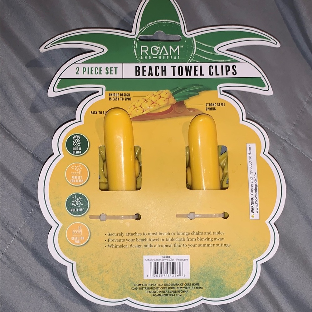 ROAM Pineapple Towel or Tablecloth Clips - Yellow and Green - Picture 2 of 6